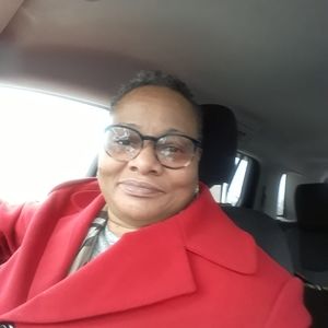 Meet your Posher, Jeanine